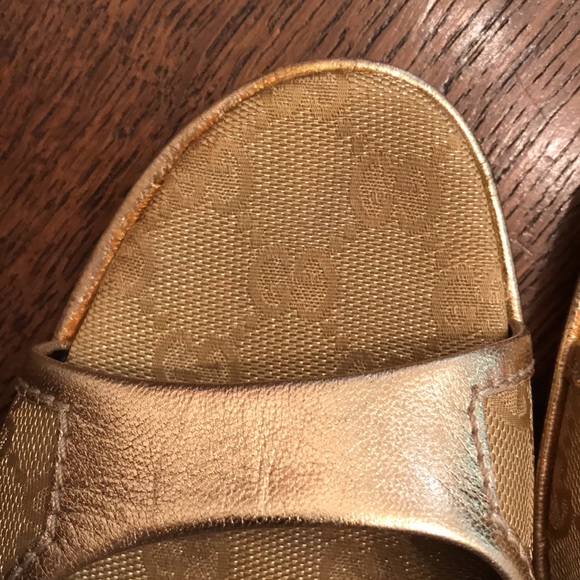 Gucci Rare Guccissima Gold Slides 6 1/2 - Picture 11 of 15